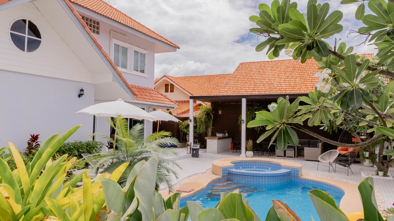 Photo of Outdoor in Nong Kae