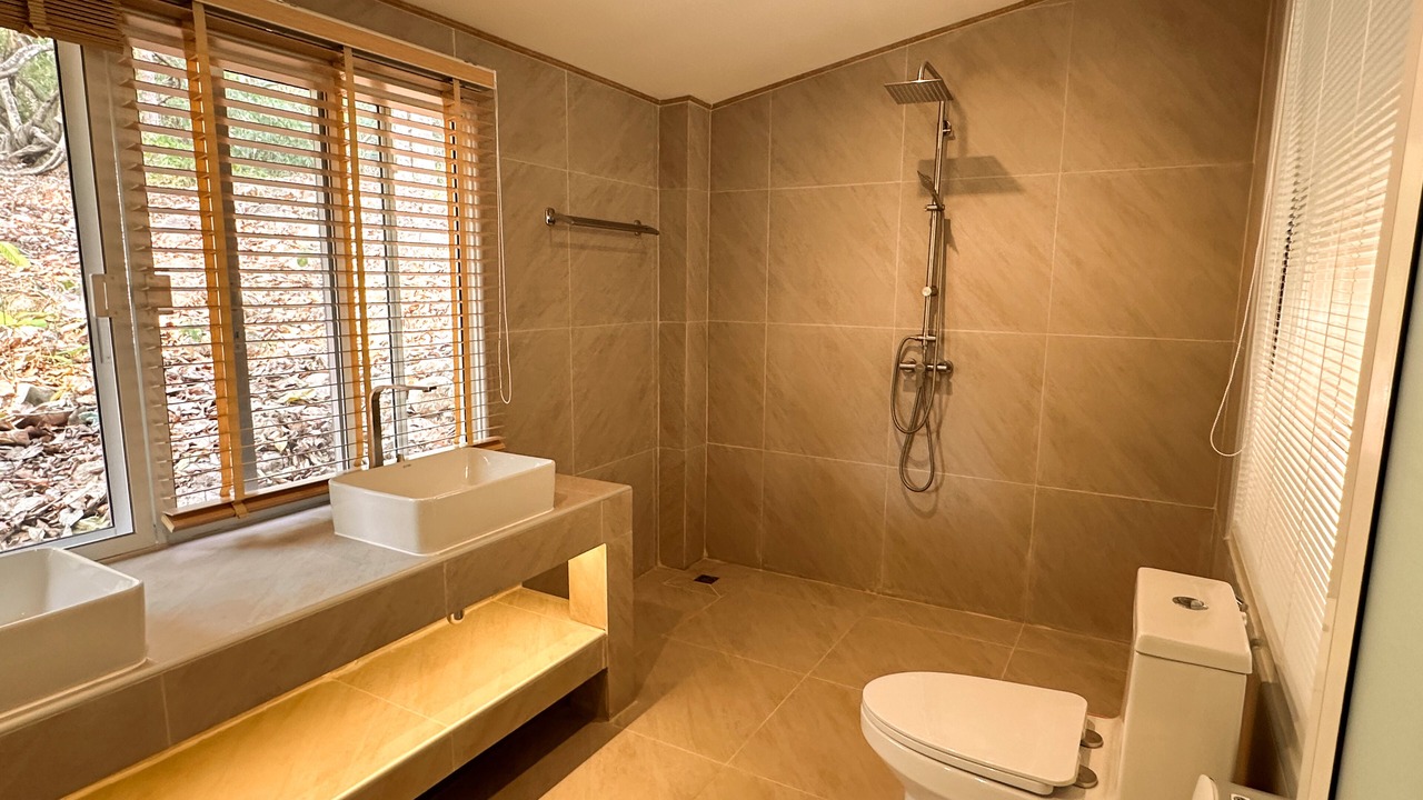 Photo of Bathroom in Mae On