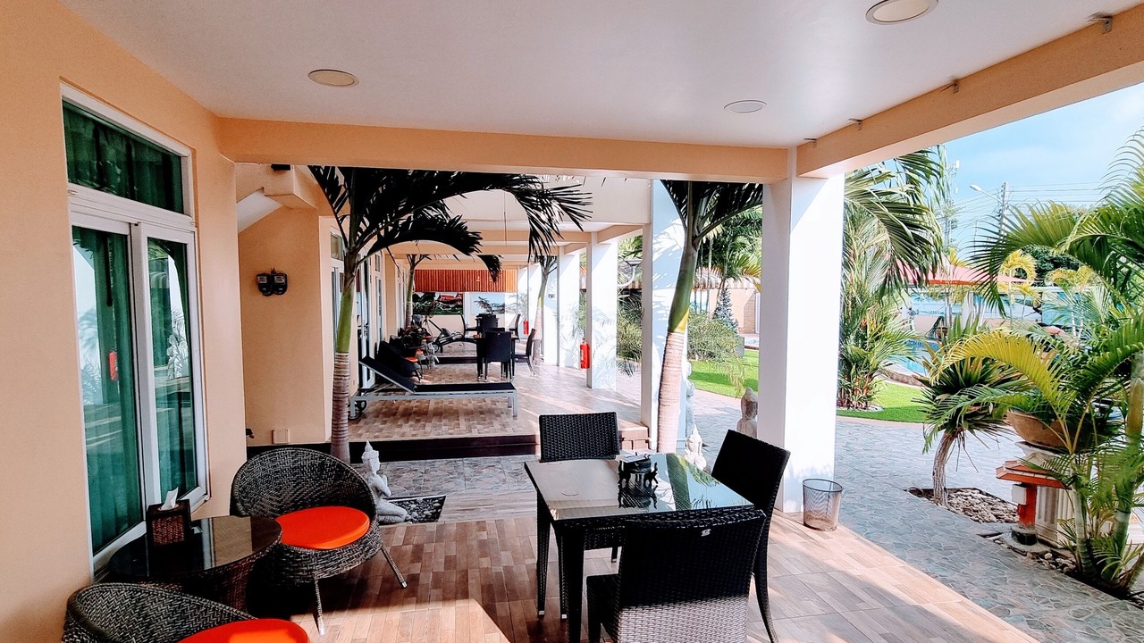 Photo of Outdoor in Na Kluea
