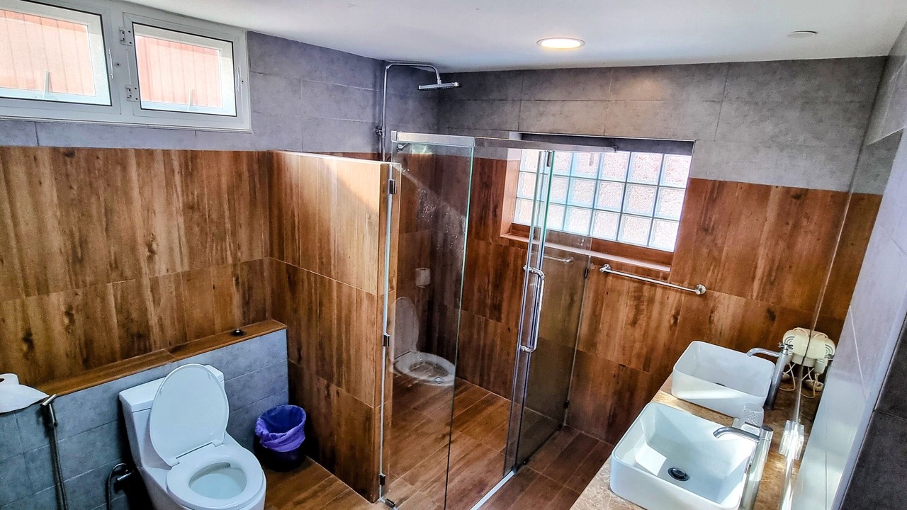 Photo of Bathroom in Na Kluea