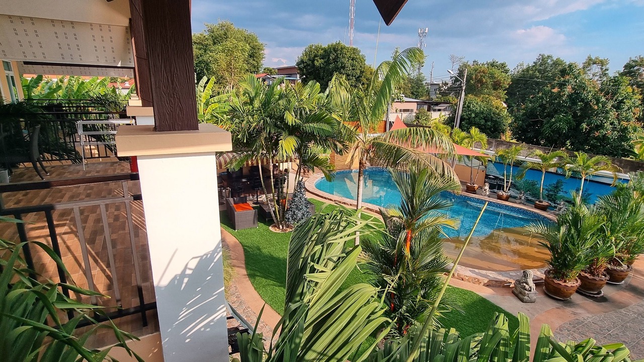 Photo of Outdoor in Na Kluea
