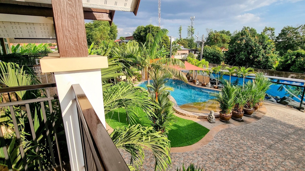 Photo of Outdoor in Na Kluea