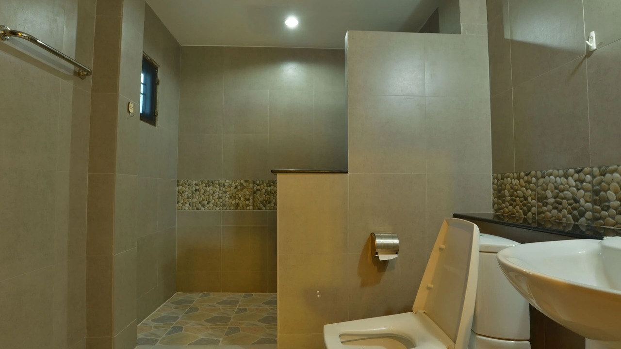 Photo of Bathroom in Khaem Son