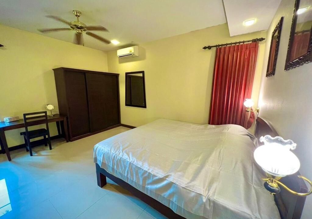 Photo of Bedroom in Khuekkhak
