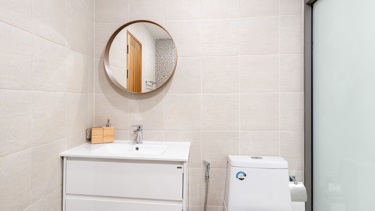 Photo of Bathroom in Ang Thong