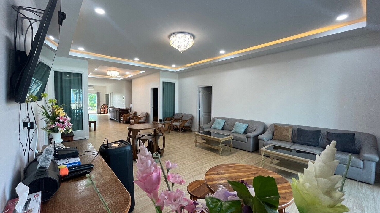 Photo of Livingroom in Phetchaburi