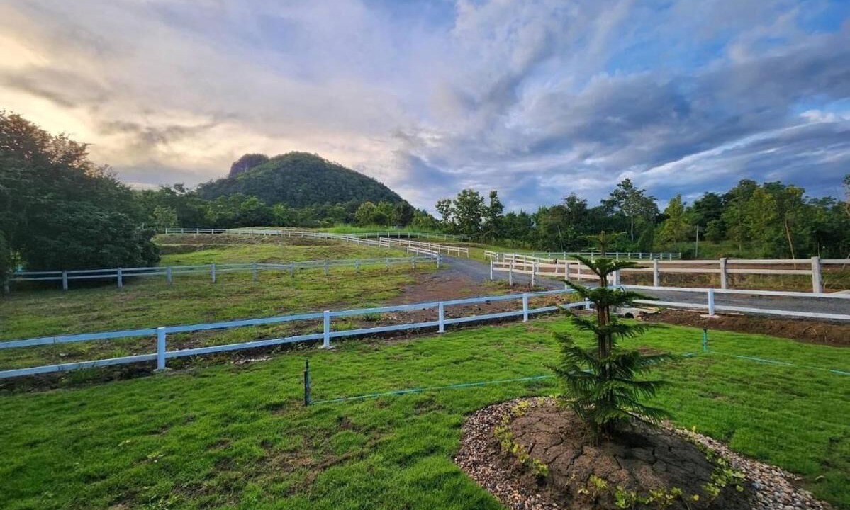 Photo of Outdoor in On Nuea