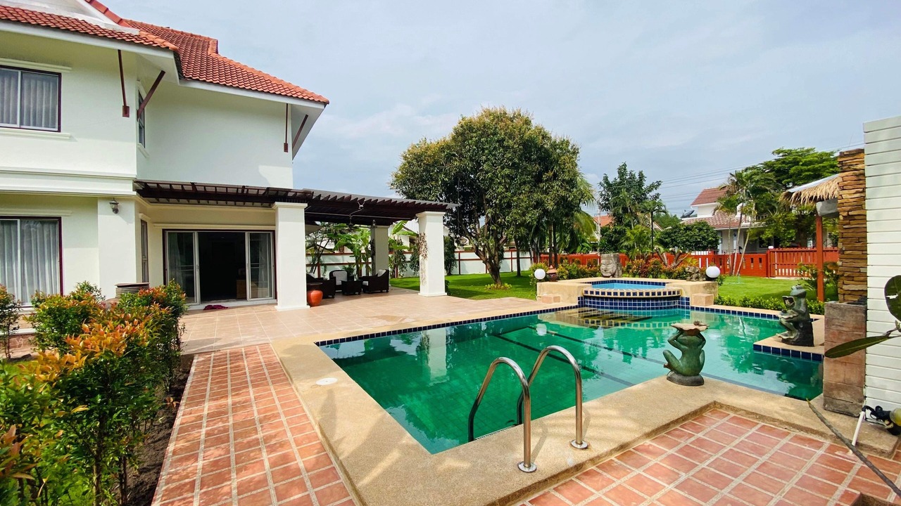 Photo of Outdoor in Pak Nam Pran