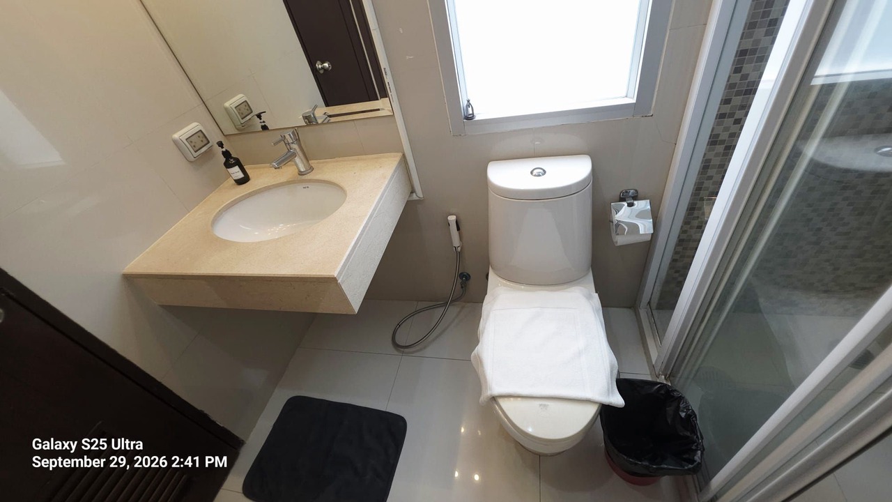 Photo of Bathroom in Khlong Toei Nuea