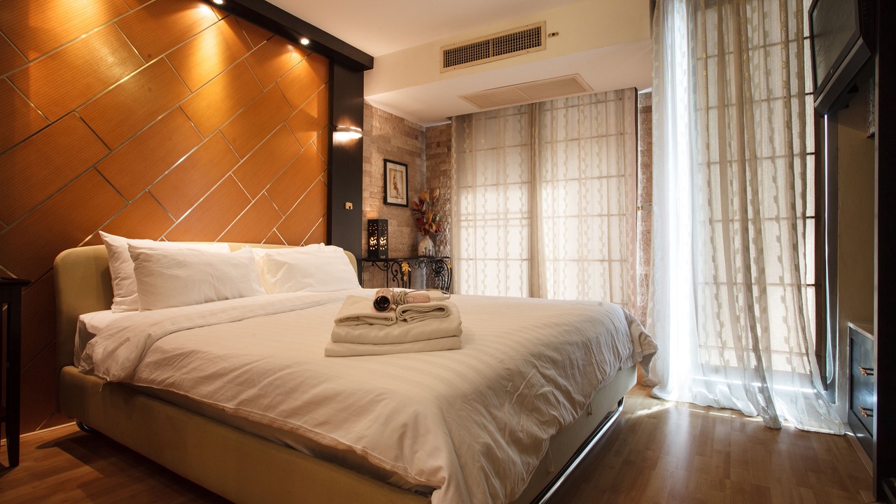 Photo of Bedroom in Khlong Toei Nuea