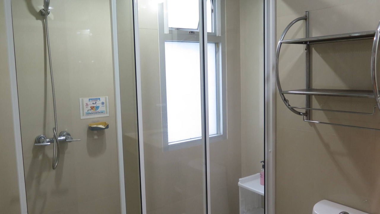 Photo of Bathroom in Khlong Toei Nuea