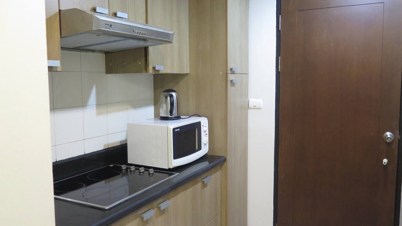Photo of Kitchen in Khlong Toei Nuea