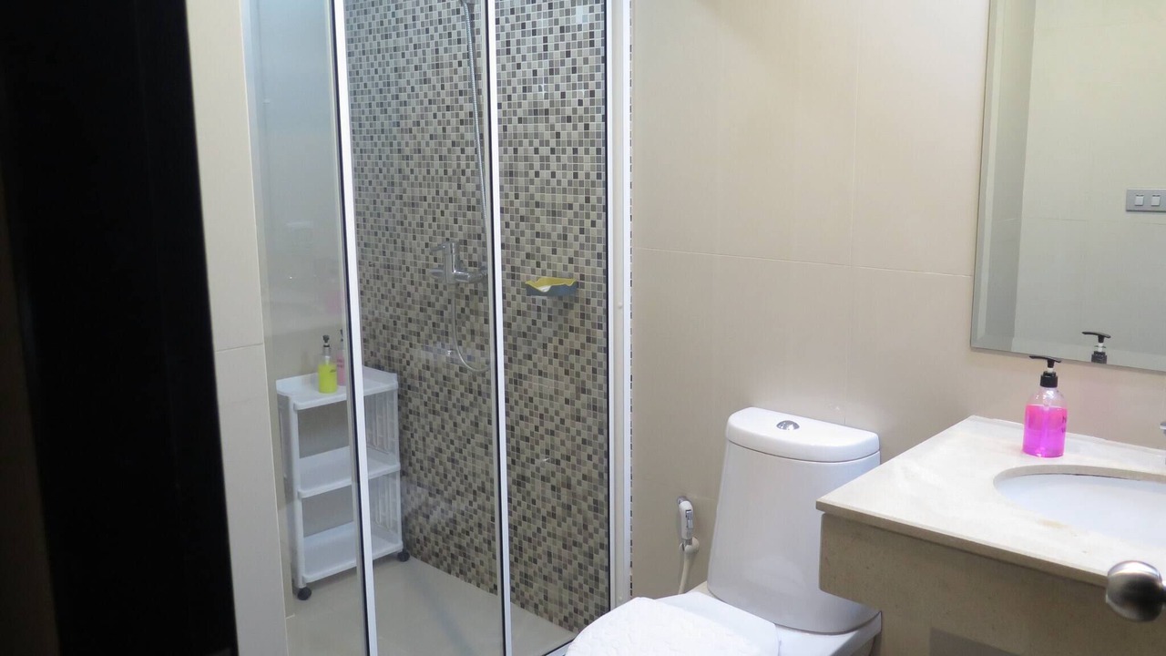 Photo of Bathroom in Khlong Toei Nuea