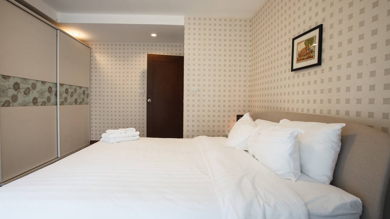 Photo of Bedroom in Khlong Toei Nuea