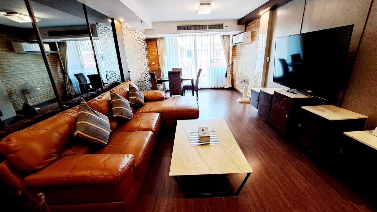 Photo of Livingroom in Khlong Toei Nuea