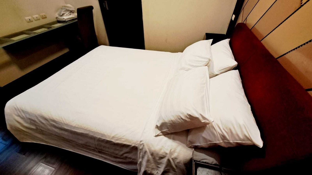 Photo of Bedroom in Khlong Toei Nuea