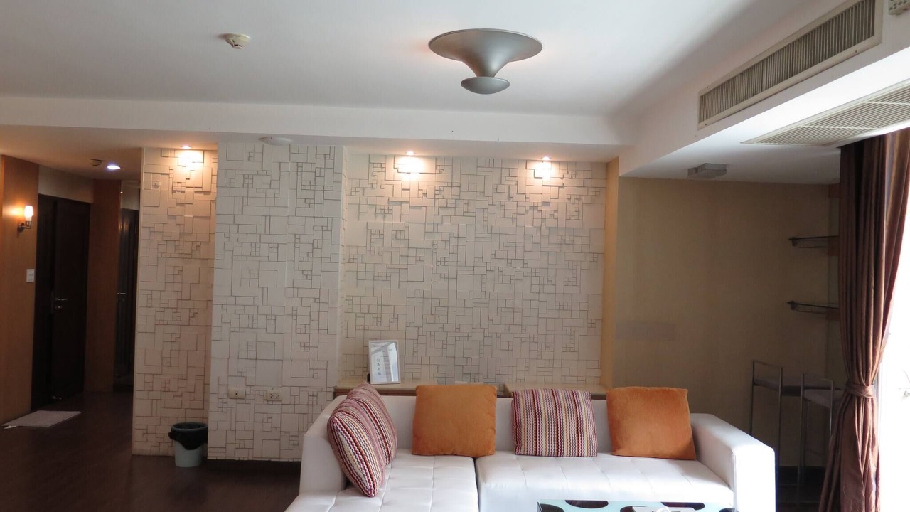 Photo of Livingroom in Khlong Toei Nuea