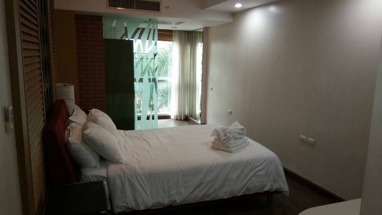 Photo of Bedroom in Khlong Toei Nuea