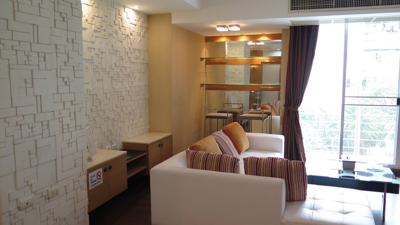 Photo of Livingroom in Khlong Toei Nuea