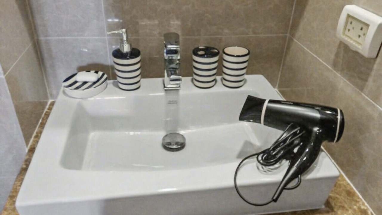 Photo of Bathroom in Khlong Tan Nuea