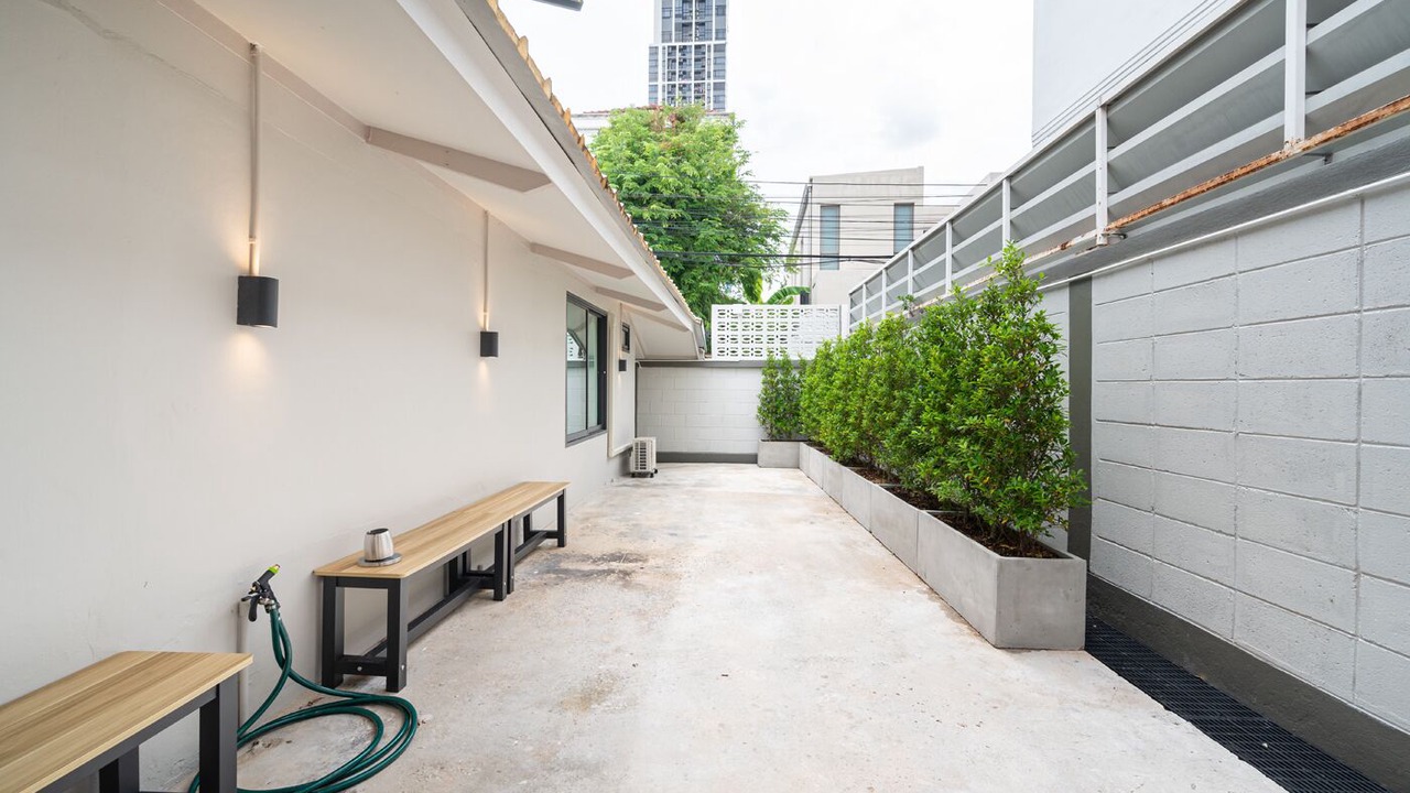 Photo of Patio Balcony in Ekkamai