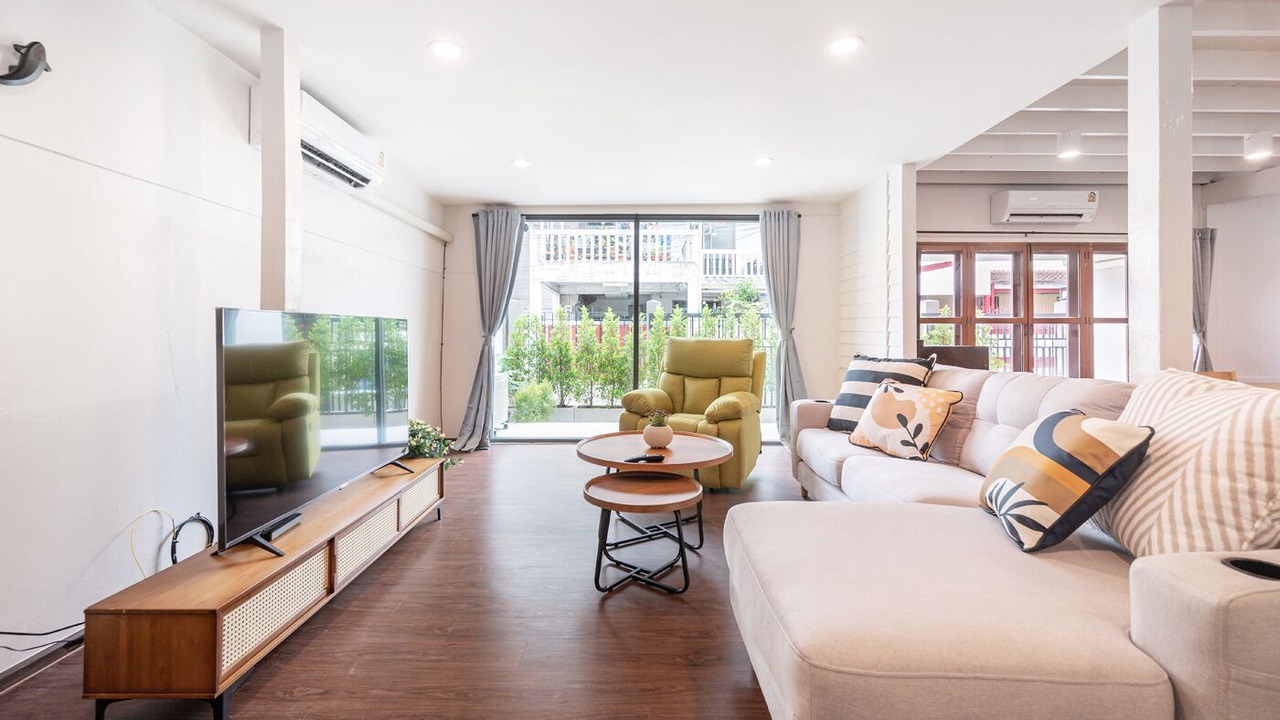 Photo of Livingroom in Ekkamai