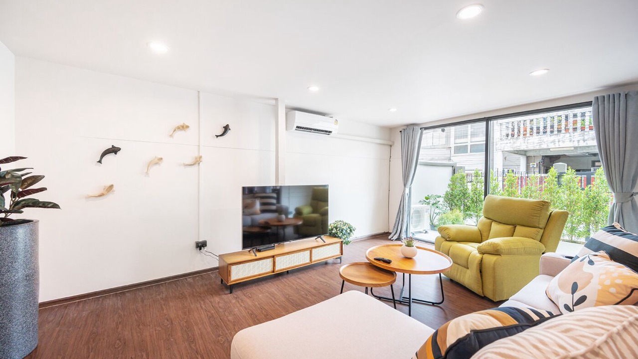 Photo of Livingroom in Ekkamai