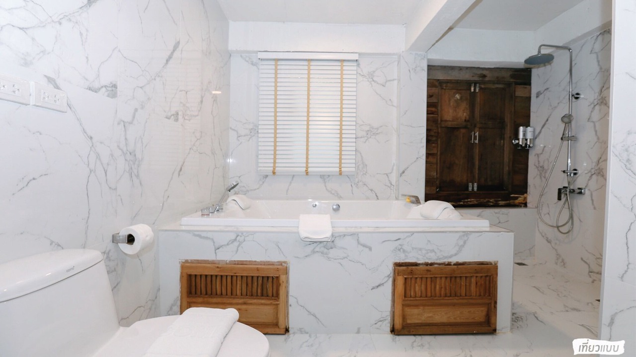 Photo of Bathroom in Mae On