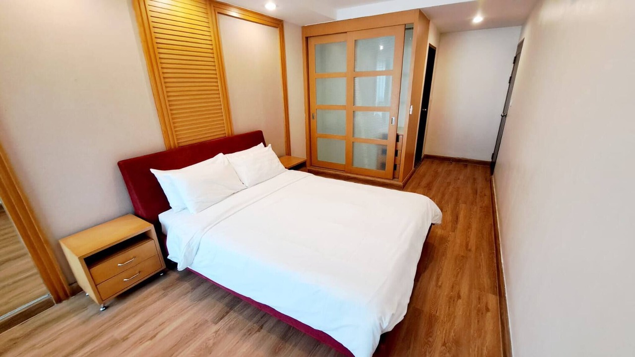 Photo of Bedroom in Khlong Toei Nuea