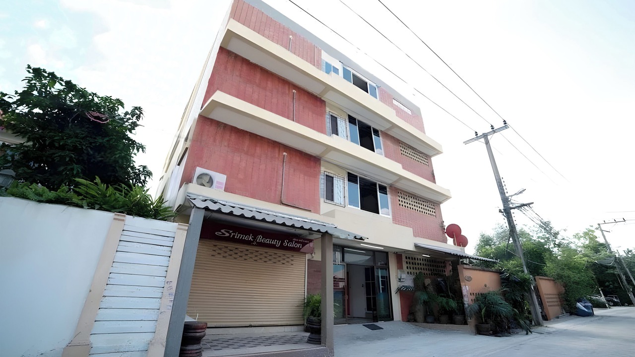 Photo of Outdoor in Phra Khanong