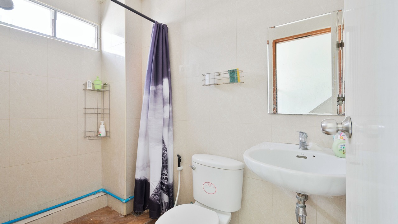 Photo of Bathroom in Bangkok Central Business District
