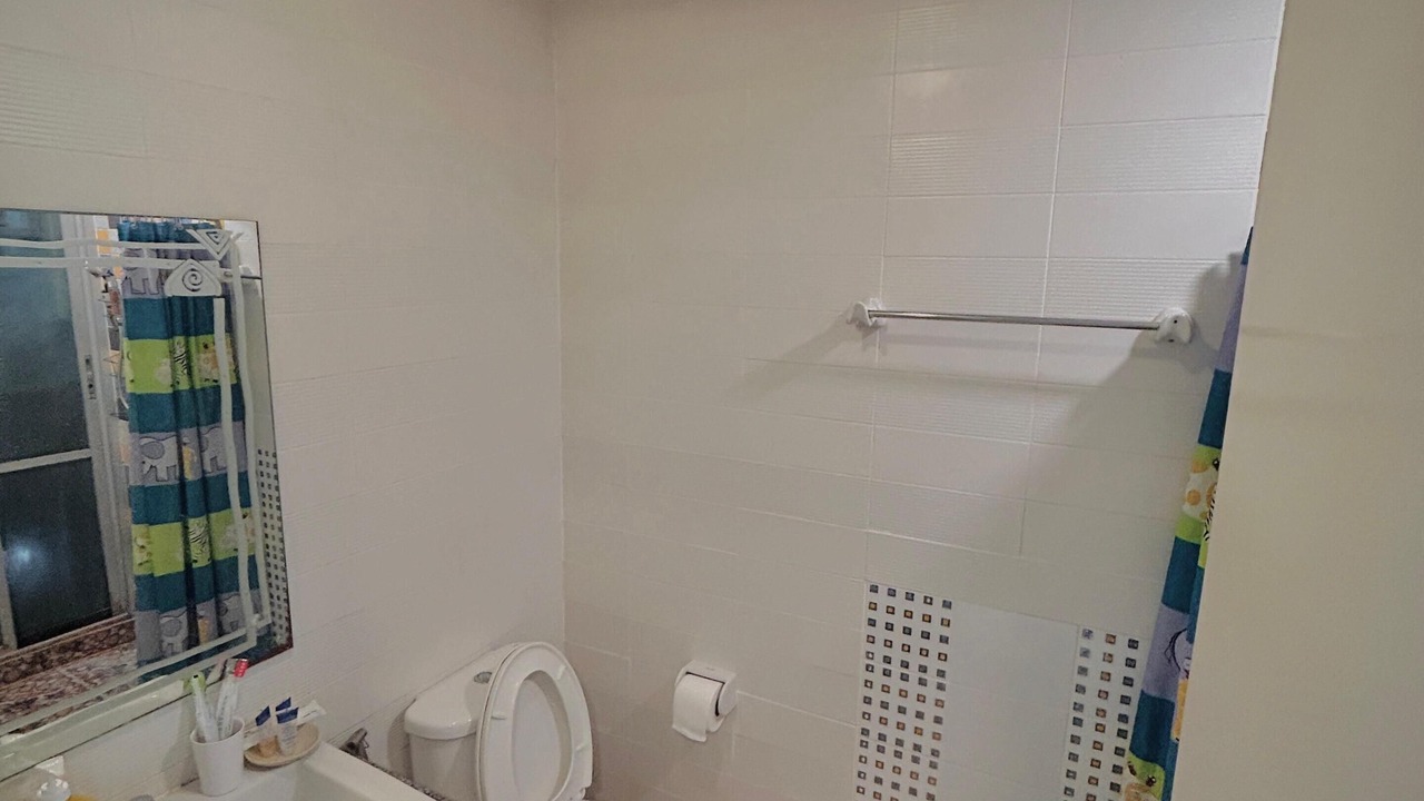 Photo of Bathroom in Hua Mak
