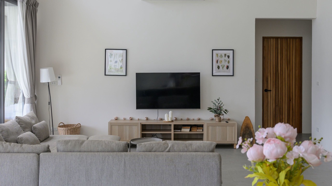 Photo of Livingroom in Srithanu