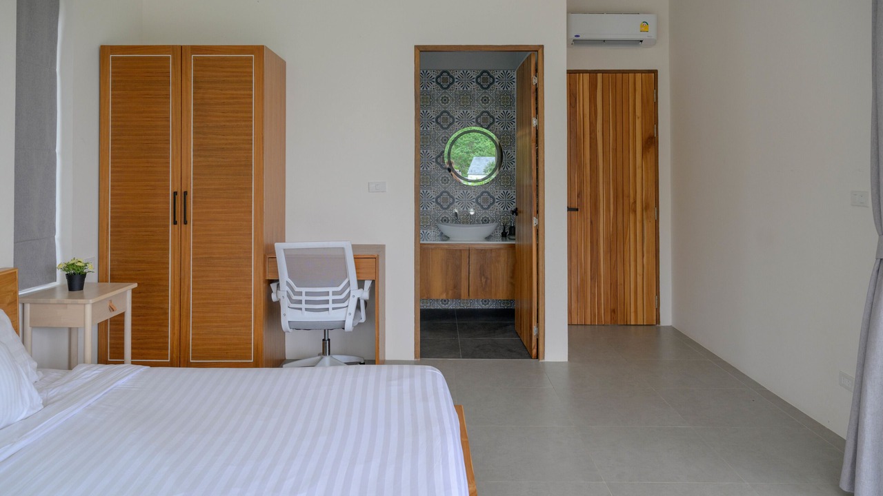 Photo of Bedroom in Srithanu