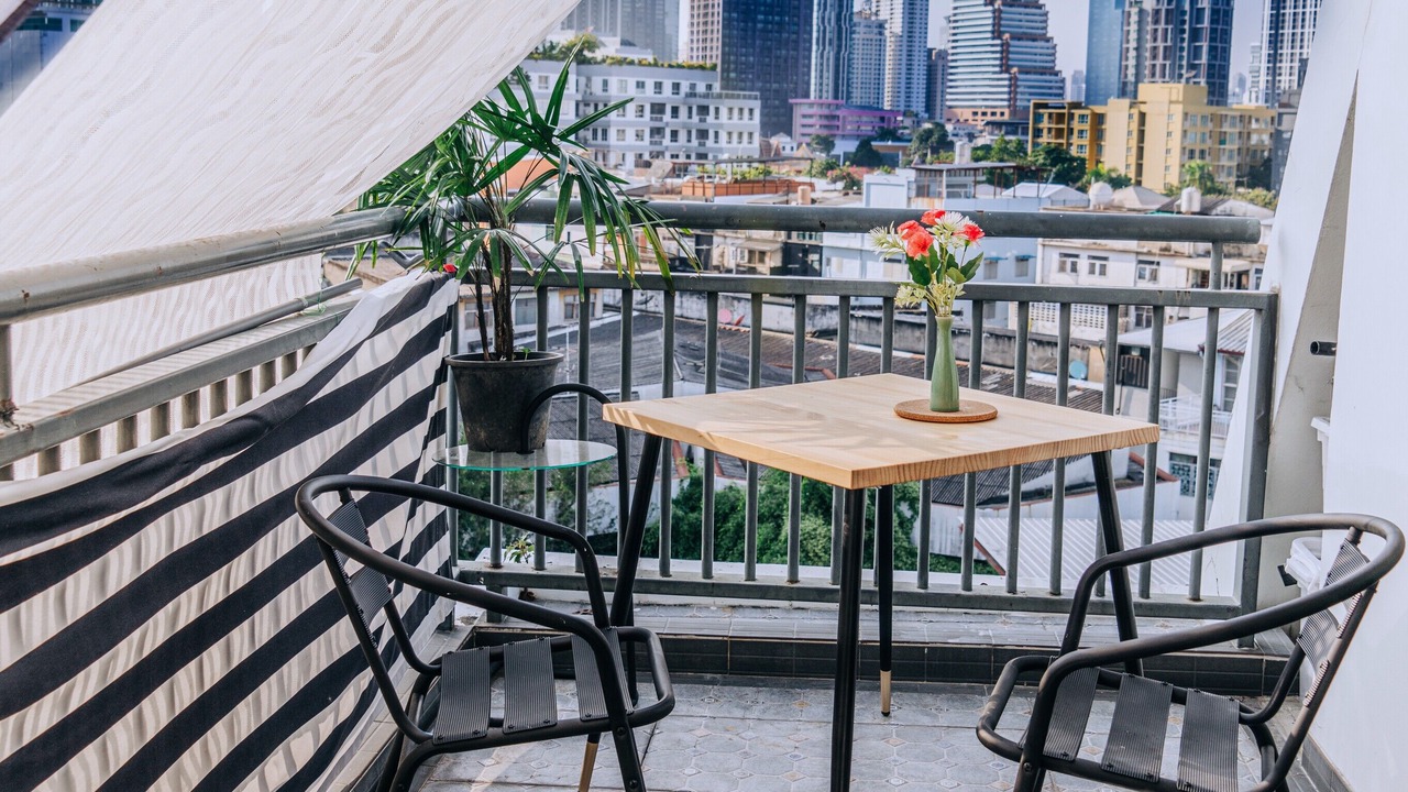Photo of Patio Balcony in Phra Khanong Nuea