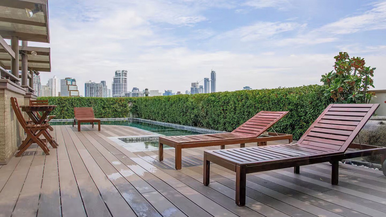 Photo of Patio Balcony in Phra Khanong Nuea