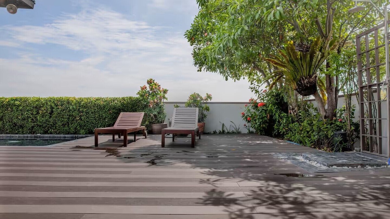 Photo of Patio Balcony in Phra Khanong Nuea