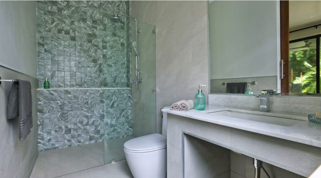 Photo of Bathroom in Haad Yao