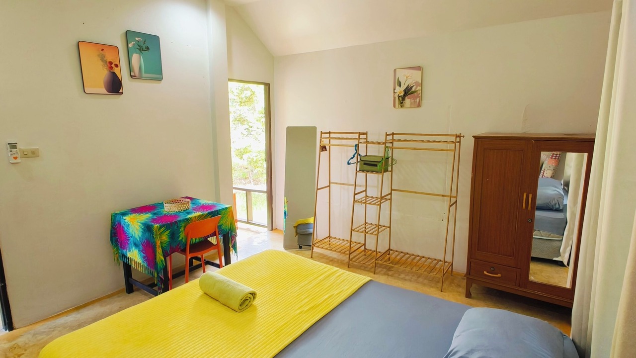 Photo of Bedroom in Thong Sala