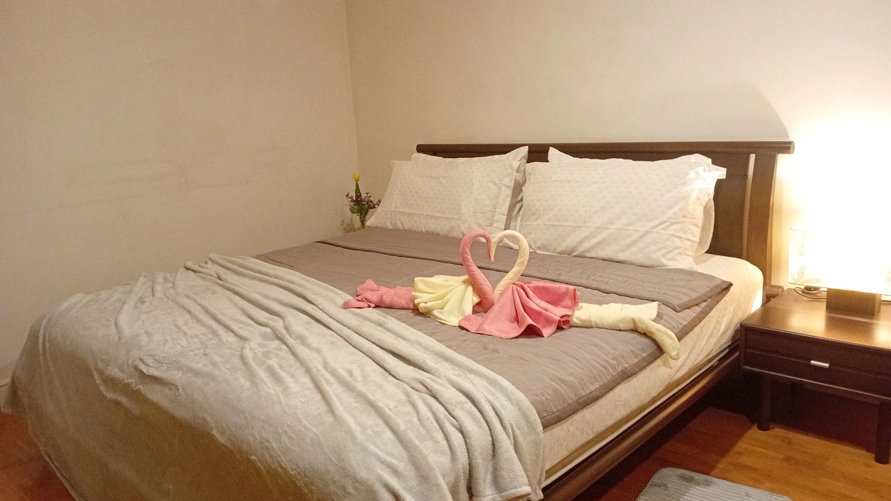 Photo of Bedroom in Khlong Toei
