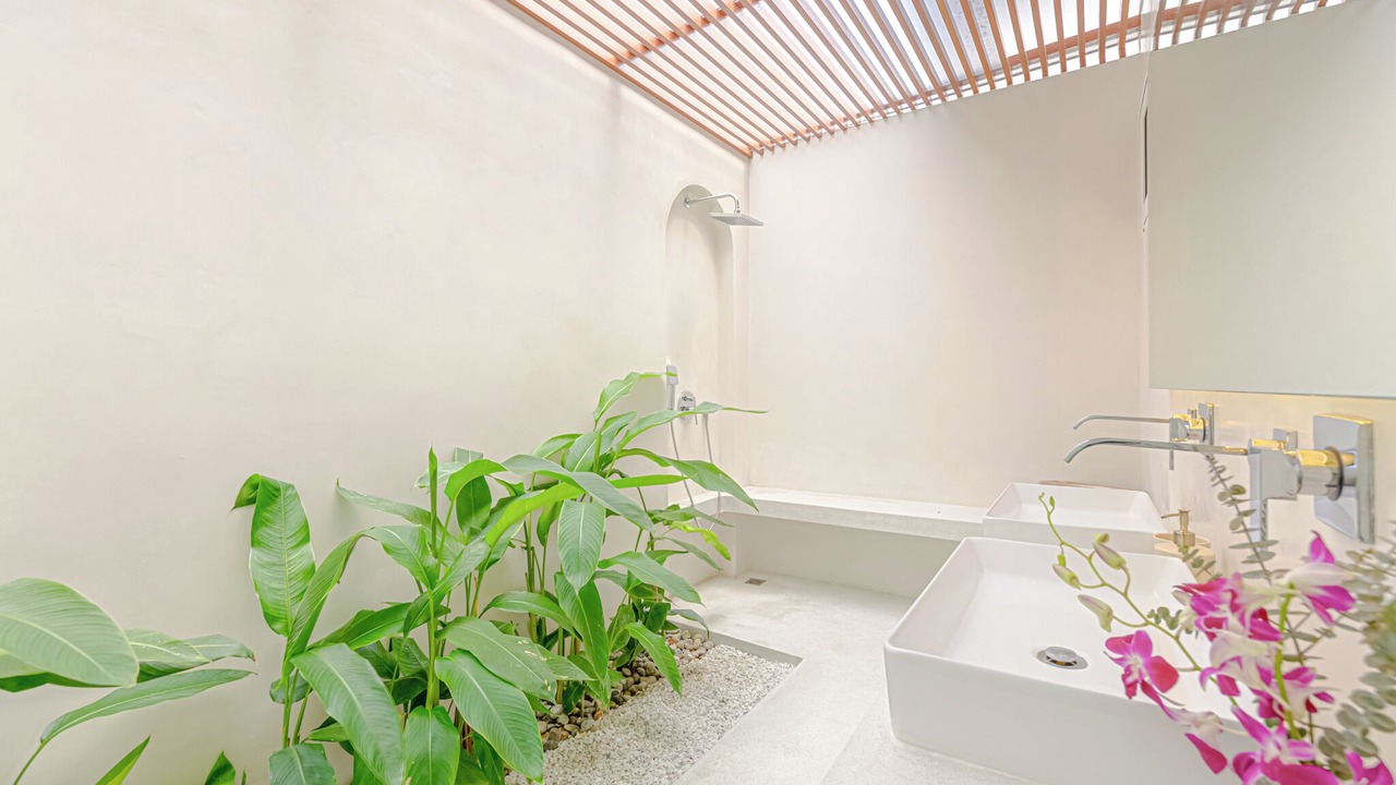 Photo of Bathroom in Mae Nam