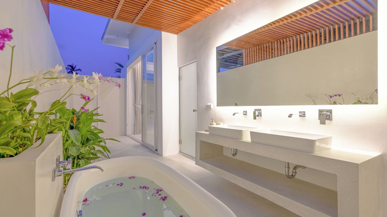 Photo of Bathroom in Mae Nam