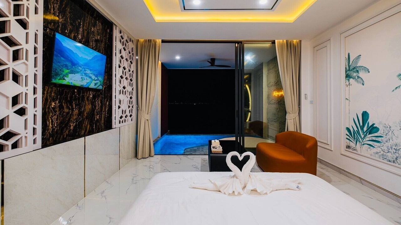 Photo of Livingroom in Koh Lan