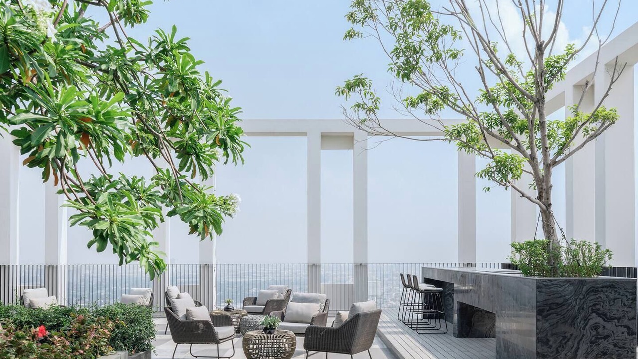 Photo of Patio Balcony in Phra Khanong