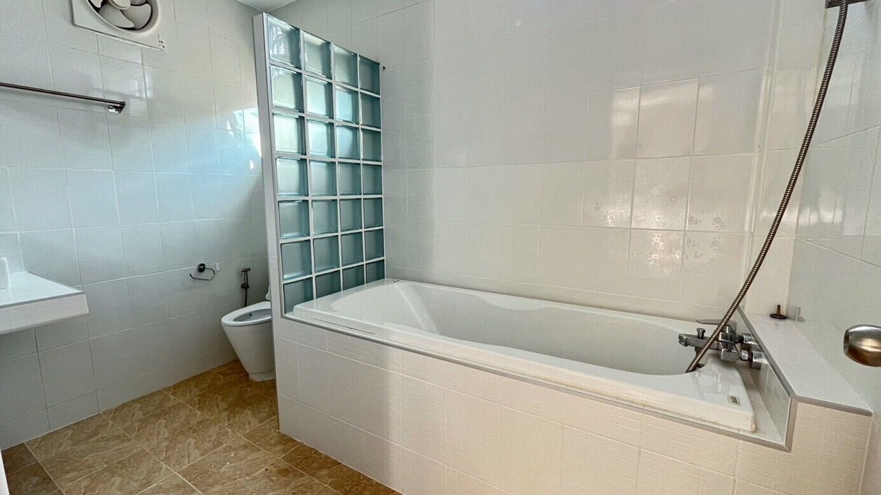 Photo of Bathroom in Central Pattaya