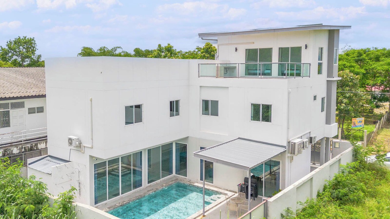Photo of Outdoor in San Kamphaeng