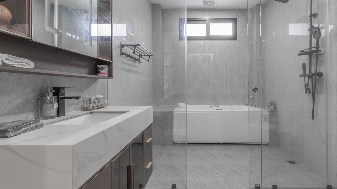 Photo of Bathroom in Na Kluea