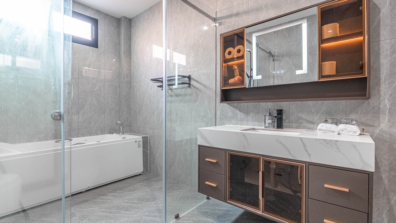 Photo of Bathroom in Na Kluea
