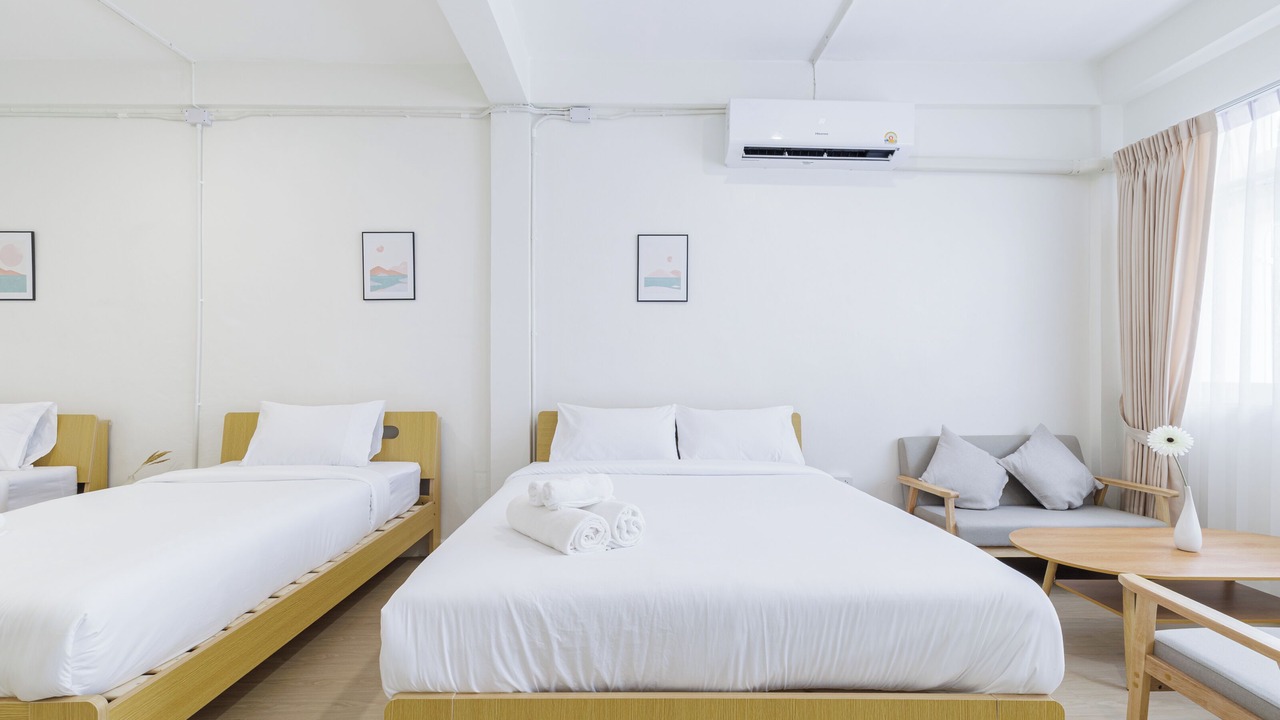 Photo of Bedroom in Phra Khanong