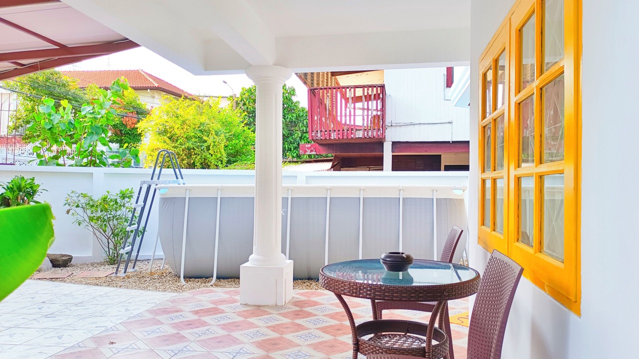 Photo of Outdoor in Suan Luang
